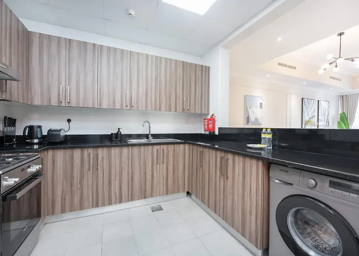 Exceptional 1Bedroom Apartment In The Heart Of Downtown